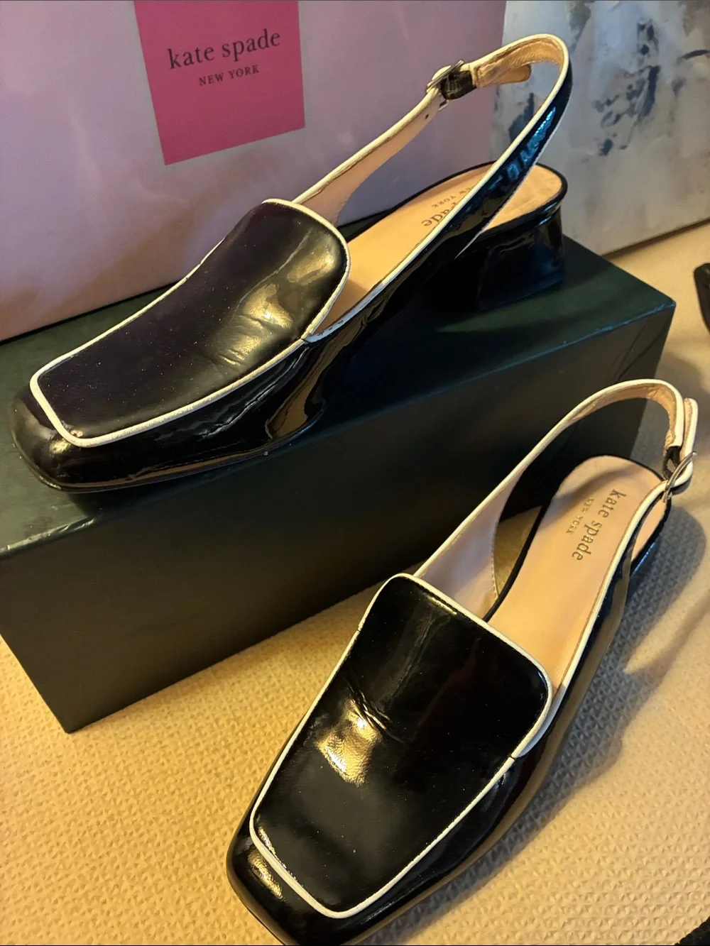 EUC !Kate Spade  Black Patent Leather Slingback Sabina Loafers w/ Gold Size 7M